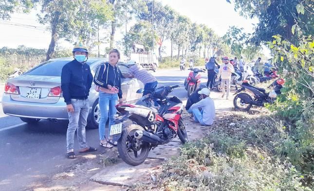 Nhiều nhà đầu tư từ TP HCM và các tỉnh lân cận đổ xô về huyện Châu Đức (Bà Rịa - Vũng Tàu) tìm mua đất dịp cuối năm. (Ảnh: Báo Bà Rịa - Vũng Tàu).