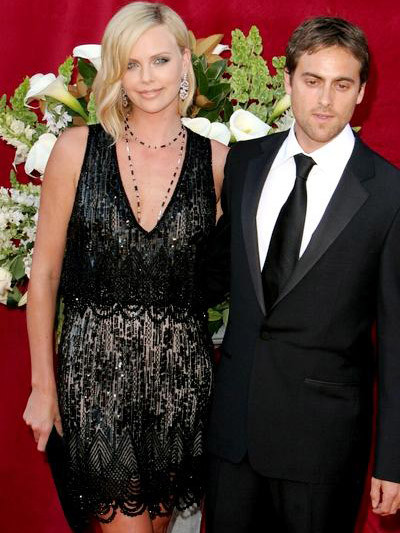Charlize Theron và mối tình 9 năm - nam diễn viên Stuart Townsend