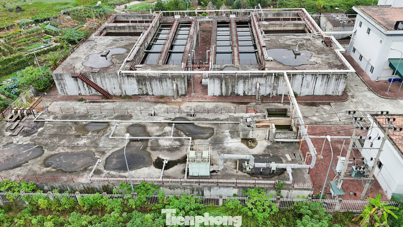 Tuy nhiên, sau nhiều năm dự án vẫn trong tình trạng chậm tiến độ, chưa thể hoàn thành đưa vào sử dụng. Trong phiên chất vấn tại kỳ họp thứ 20 của HĐND thành phố Hà Nội vừa qua, dự án nhà máy xử lý nước thải Sơn Đông tiếp tục được đại biểu đưa ra chất vấn. Theo Chủ tịch HĐND thành phố Hà Nội Nguyễn Ngọc Tuấn, đây là các dự án chậm triển khai lâu năm.