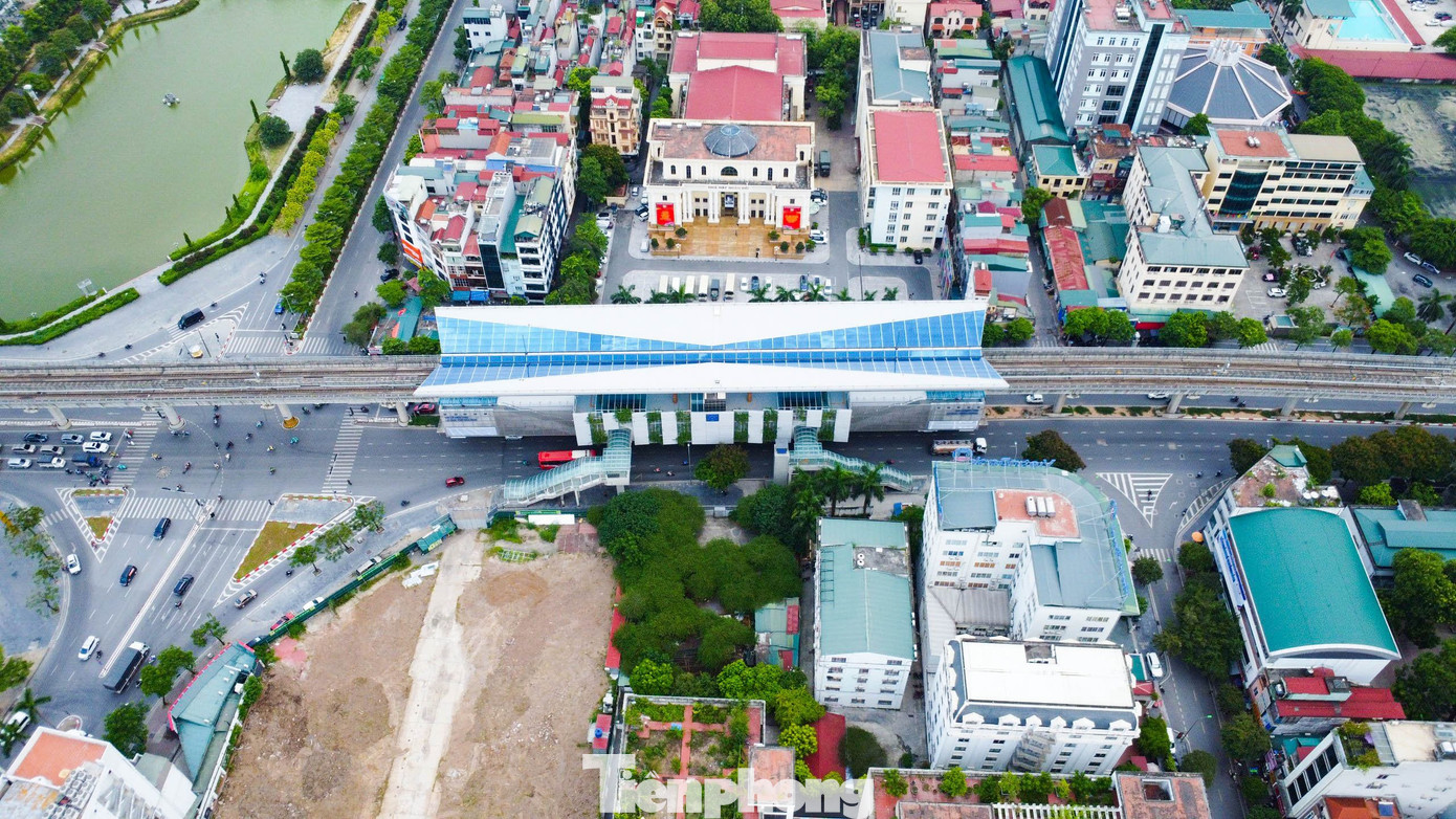 Các đoàn tàu dự án đường sắt đô thị số 3 được nhà sản xuất Alstom của Pháp thiết kế.