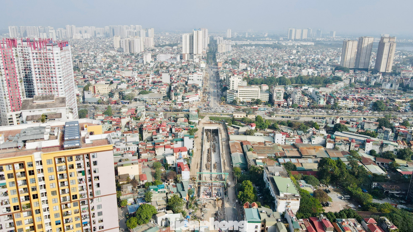 Theo thiết kế, điểm đầu của hầm chui kết nối với dự án đường Vành đai 2,5 đoạn Đầm Hồng - Quốc lộ 1A, điểm cuối kết nối với đường Kim Đồng, cách vị trí giao cắt với Quốc lộ 1A khoảng 460m. Theo thiết kế, điểm đầu của hầm chui kết nối với dự án đường Vành đai 2,5 đoạn Đầm Hồng - Quốc lộ 1A, điểm cuối kết nối với đường Kim Đồng, cách vị trí giao cắt với Quốc lộ 1A khoảng 460m.