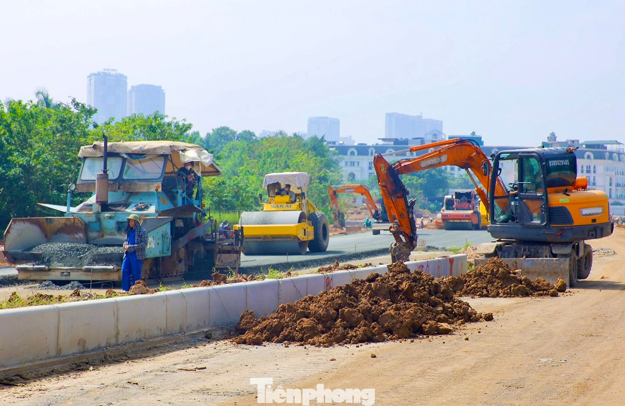 Ban quản lý dự án đầu tư xây dựng quận Nam Từ Liêm cho biết, do ảnh hưởng lớn do thời tiết mưa nhiều dẫn đến tiến độ không thể đạt được như kế hoạch. Ban quản lý dự án đầu tư xây dựng quận Nam Từ Liêm cho biết, do ảnh hưởng lớn do thời tiết mưa nhiều dẫn đến tiến độ không thể đạt được như kế hoạch.