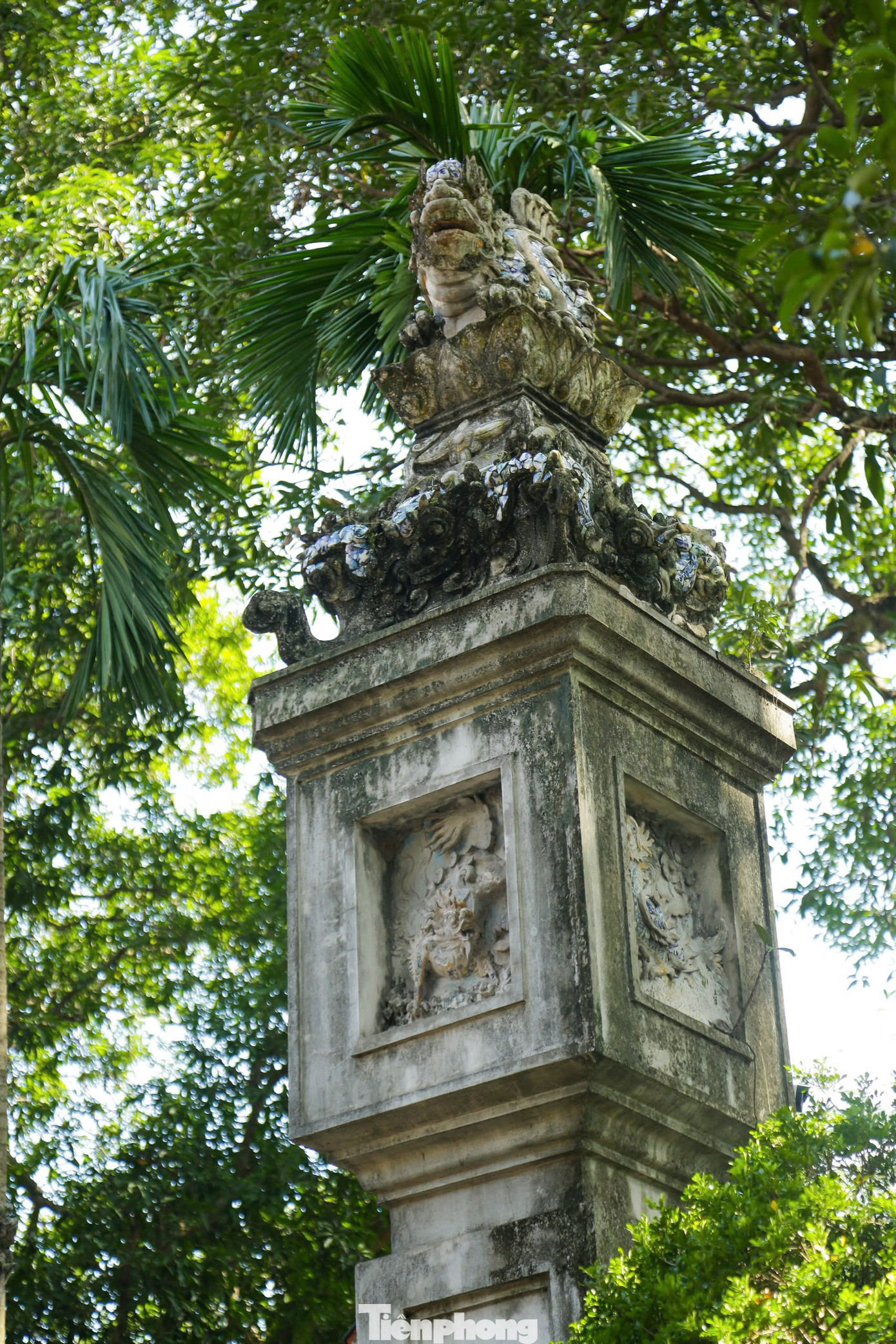 Đền Quán Thánh không chỉ là công trình độc đáo về mặt kiến trúc mà còn là nơi sinh hoạt tín ngưỡng văn hóa của người Hà Nội.