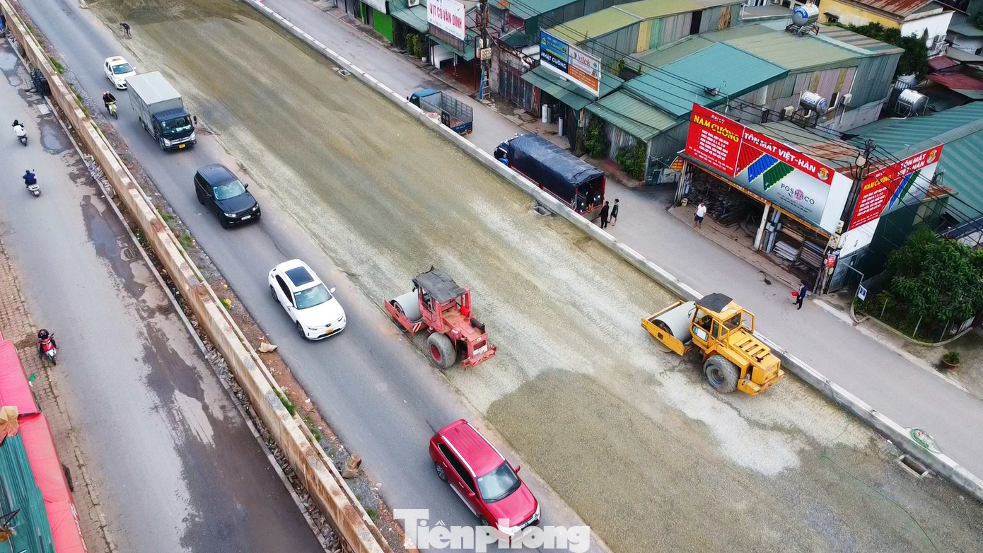 Theo chỉ đạo của UBND thành phố Hà Nội về việc đẩy nhanh tiến độ dự án, Ban Giao thông đang đôn đốc các nhà thầu thi công vượt qua các khó khăn, phấn đấu hoàn thành thông xe kỹ thuật dự án trước 30/6/2024, hoàn thành toàn bộ dự án đúng dịp chào mừng kỷ niệm 70 năm Ngày Giải phóng Thủ đô.