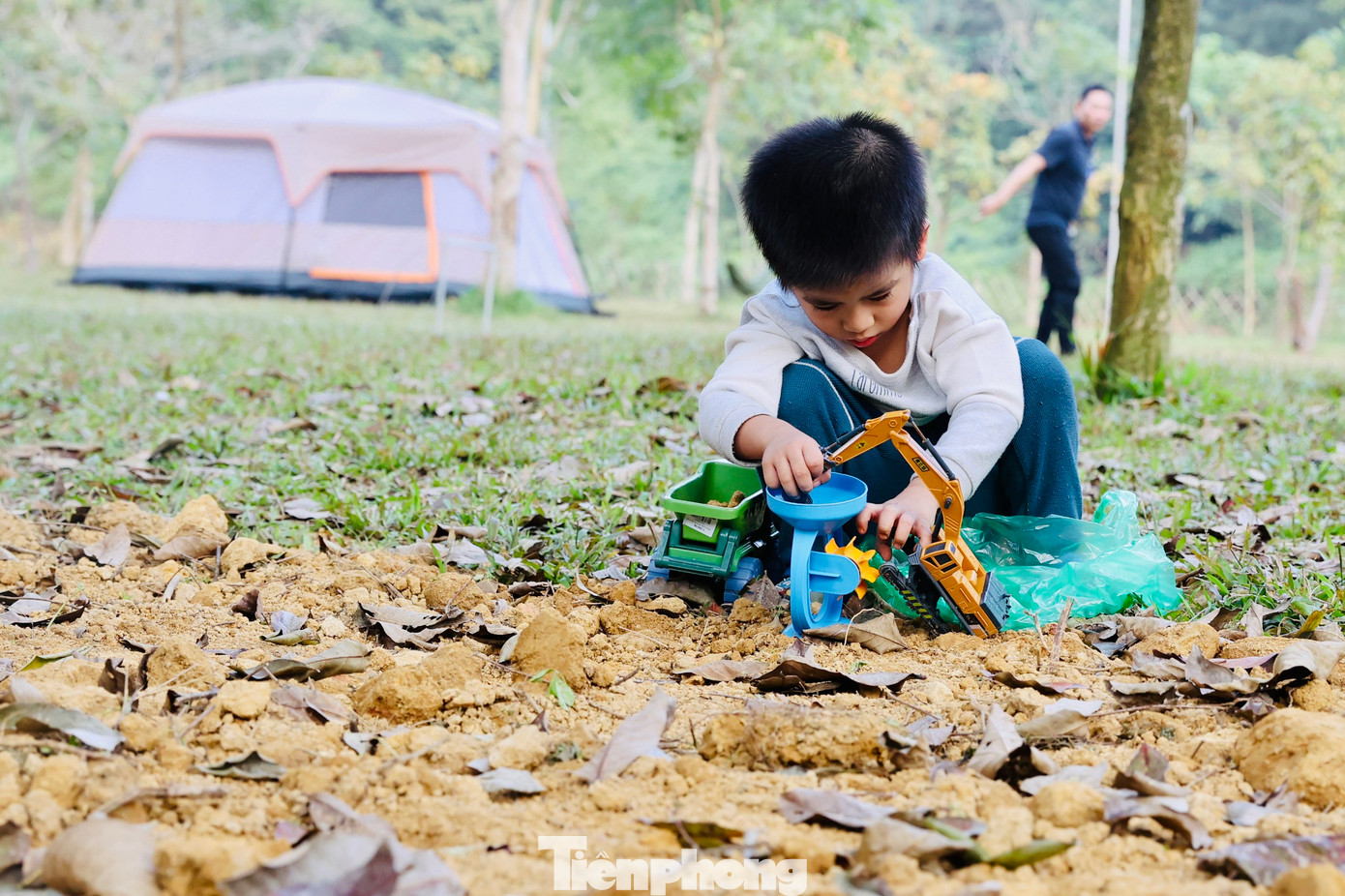 ...tham gia hoạt động thể thao hay những việc không có trong thành phố như làm vườn, chăm sóc vật nuôi.