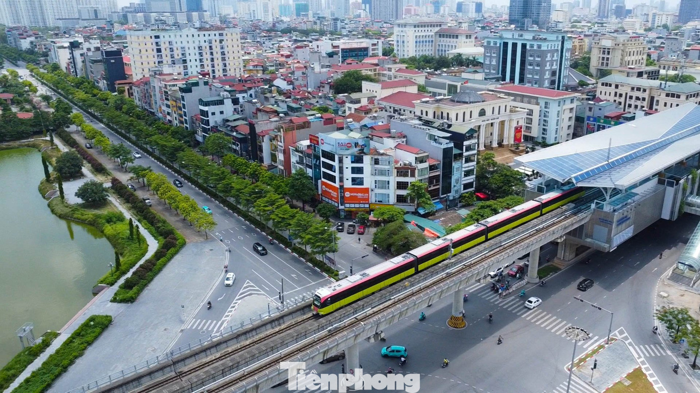 Các đoàn tàu dự án đường sắt đô thị số 3 được nhà sản xuất Alstom của Pháp thiết kế.