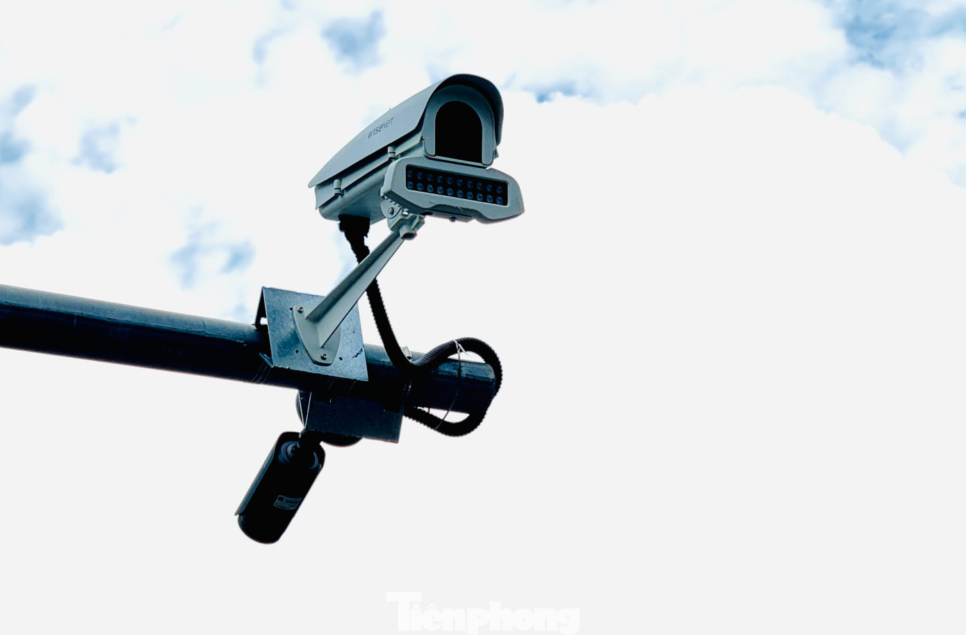 Các chức năng thí điểm của hệ thống giao thông thông minh bao gồm: Hệ thống giám sát giao thông; cung cấp thông tin giao thông; điều khiển giao thông;