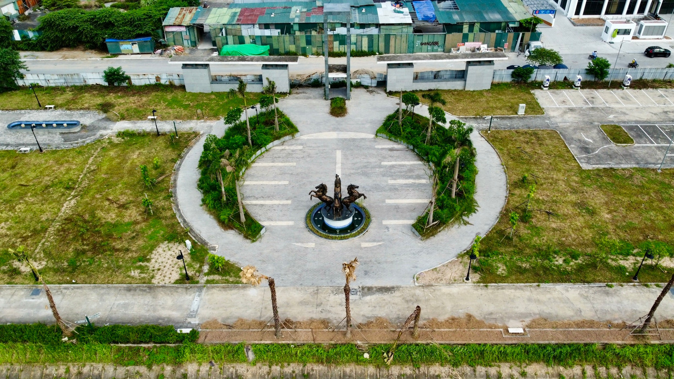 Trong ảnh là các hạng mục của dự án như công viên cây xanh, quảng trường lễ hội, tổ hợp thể dục thể thao, giải trí.