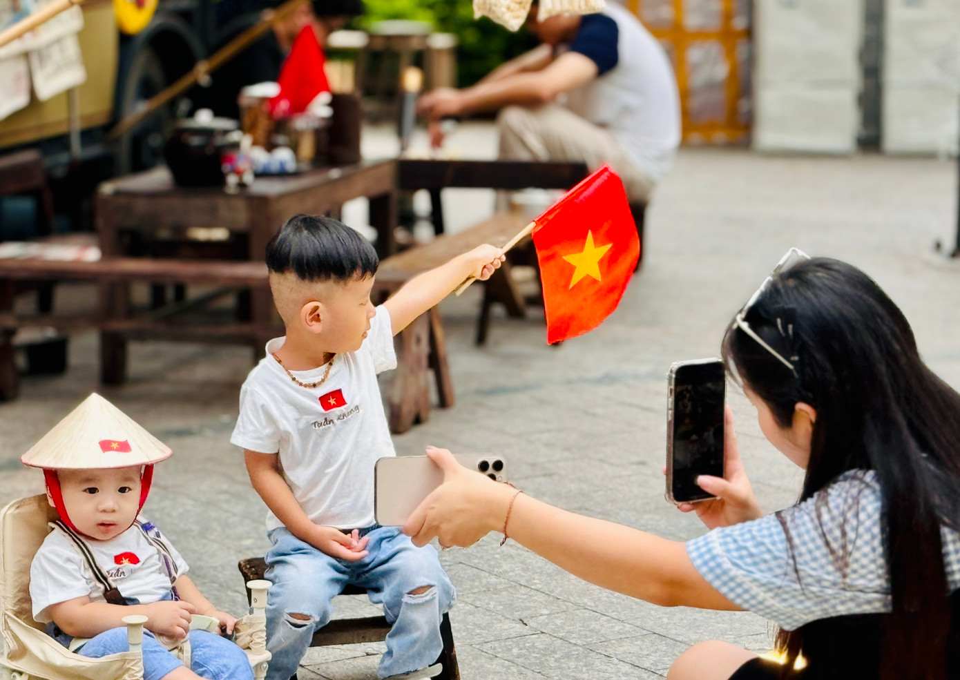 Đây là dự án do UBND phường Trúc Bạch (quận Ba Đình, Hà Nội) chỉ đạo triển khai, mở cửa đón khách tham quan miễn phí, nhằm tái hiện không khí Hà Nội xưa và giới thiệu văn hóa, ẩm thực Việt Nam. Hà Nội từng có mạng lưới tàu điện mặt đất với 5 tuyến, chạy từ những năm 1901 - 1991.