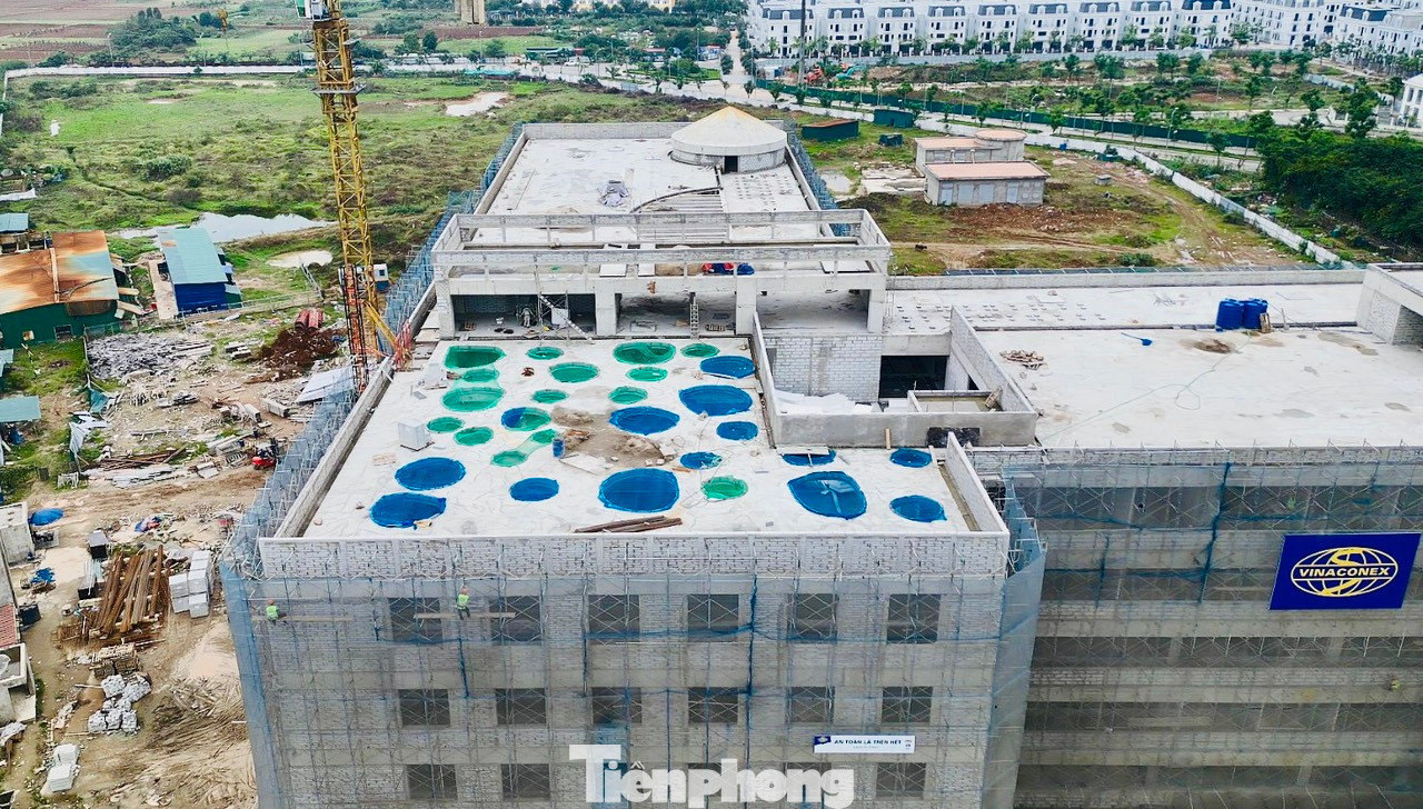 Dự án xây dựng Bệnh viện Nhi Hà Nội giai đoạn 1 có tổng mức đầu tư gần 800 tỉ đồng, với quy mô 200 giường bệnh nội trú.