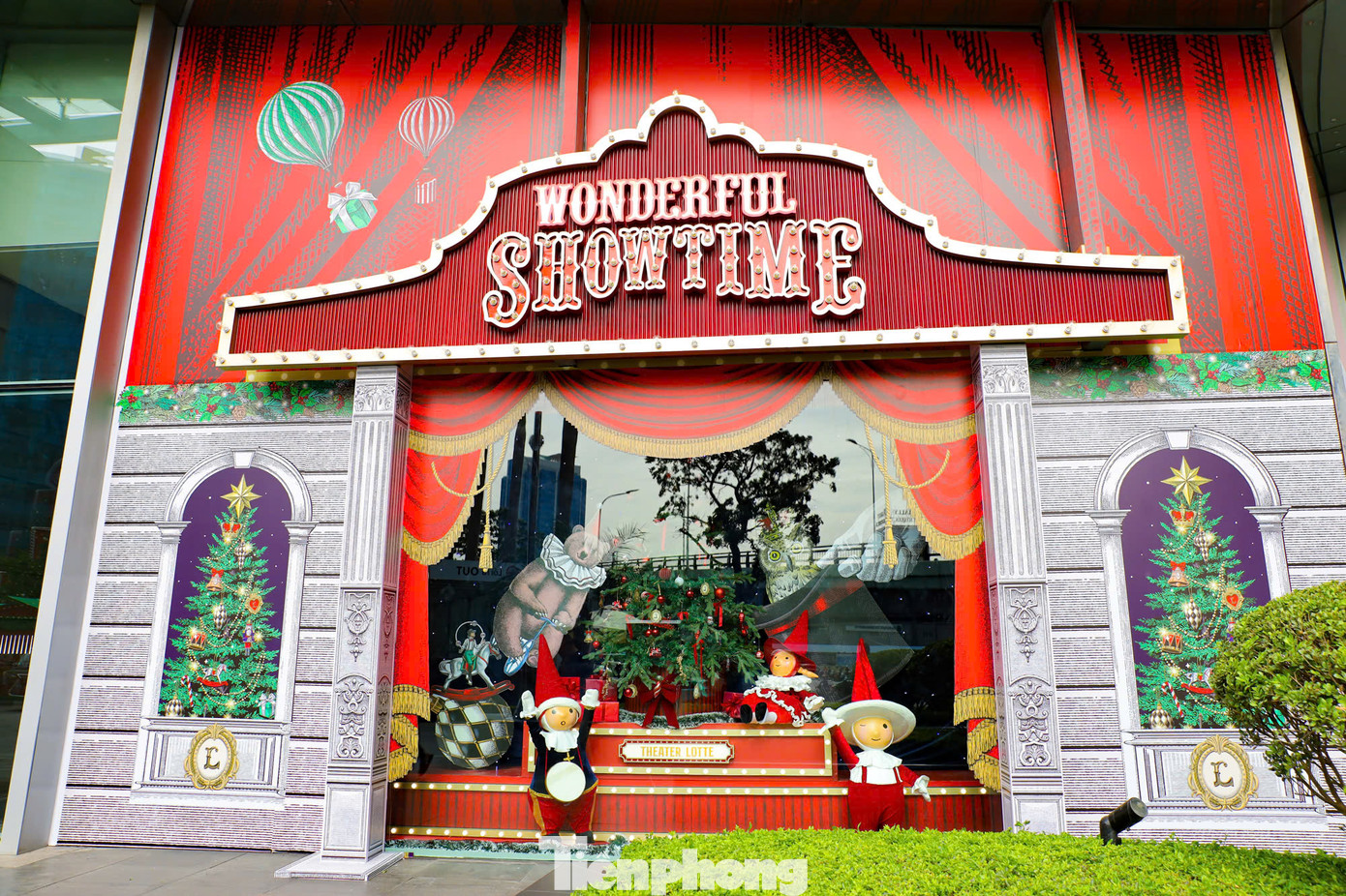 Người dân, du khách có thể đến chụp ảnh, check-in trong dịp Noel năm nay.