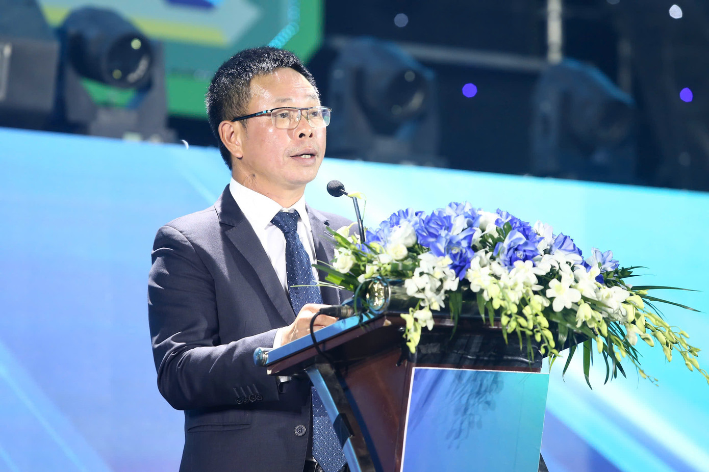 Nhà báo Phùng Công Sưởng, Tổng Biên tập Báo Tiền Phong, Trưởng ban tổ chức Ngày Thẻ Việt Nam năm 2024 phát biểu. Nhà báo Phùng Công Sưởng, Tổng Biên tập Báo Tiền Phong, Trưởng ban tổ chức Ngày Thẻ Việt Nam năm 2024 phát biểu.