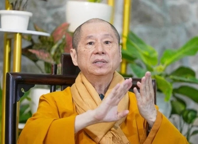 Ông Vương Tấn Việt (Thượng tọa Thích Chân Quang) Ông Vương Tấn Việt (Thượng tọa Thích Chân Quang)