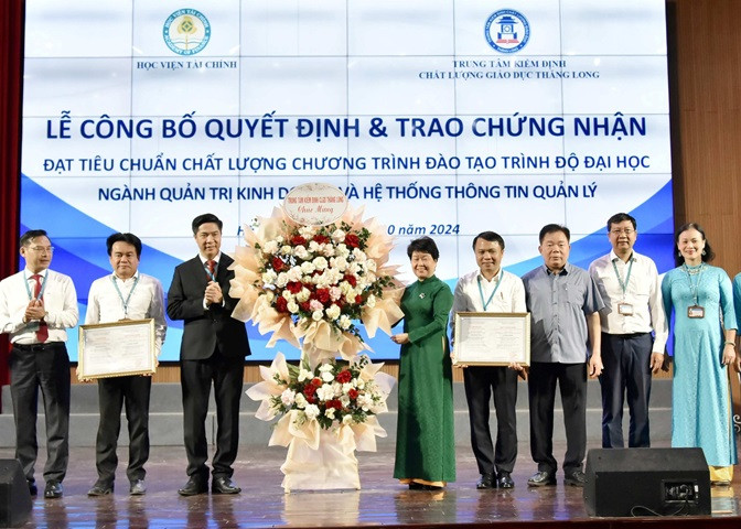 Trường ĐH phải thực hiện kiểm định chất lượng theo chu kì 5 năm.