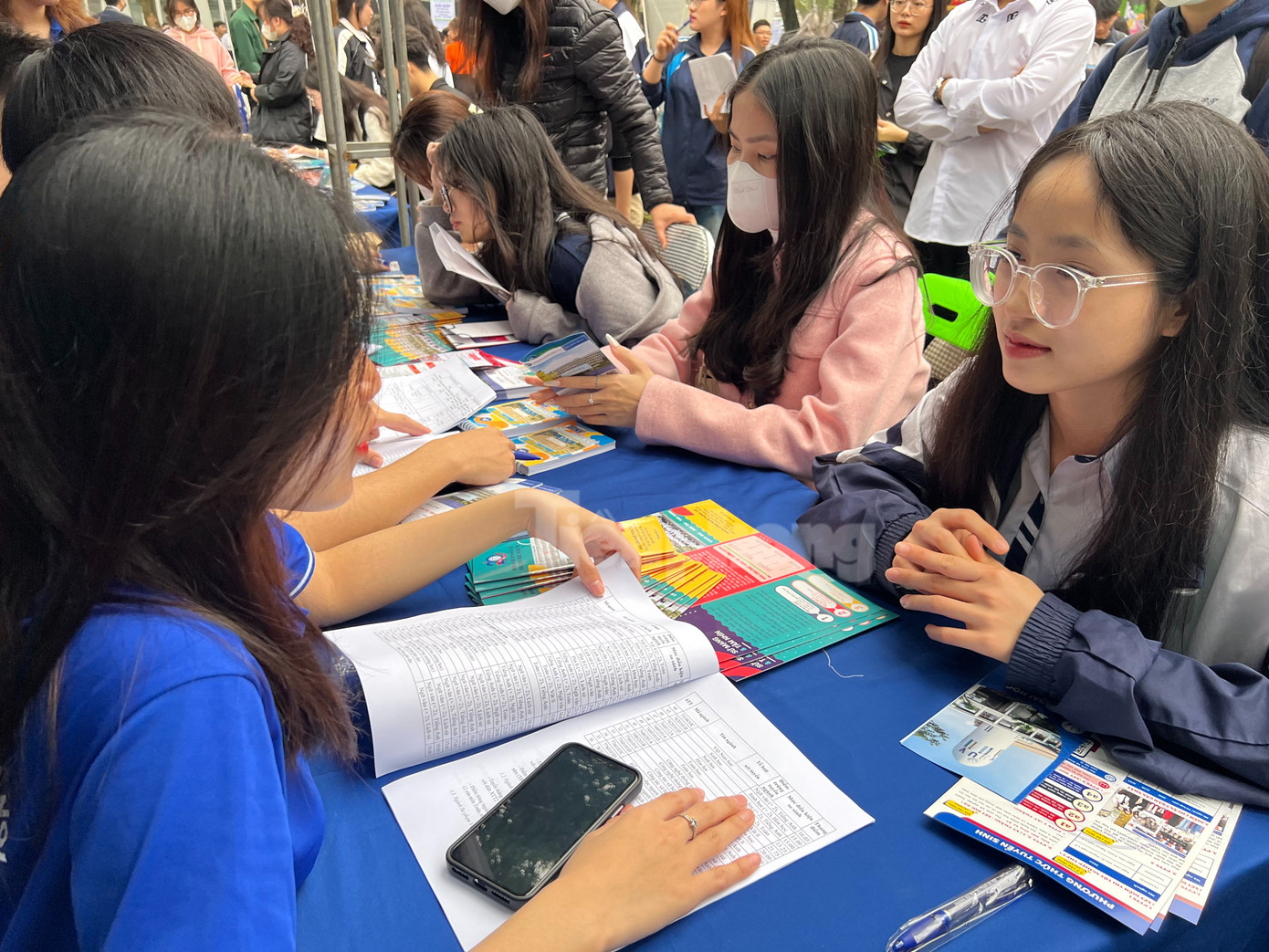 Các điều chỉnh của quy chế tuyển sinh ĐH năm 2025 không ảnh hưởng đến quyền lợi của thí sinh. Ảnh: Nghiêm Huê Các điều chỉnh của quy chế tuyển sinh ĐH năm 2025 không ảnh hưởng đến quyền lợi của thí sinh. Ảnh: Nghiêm Huê