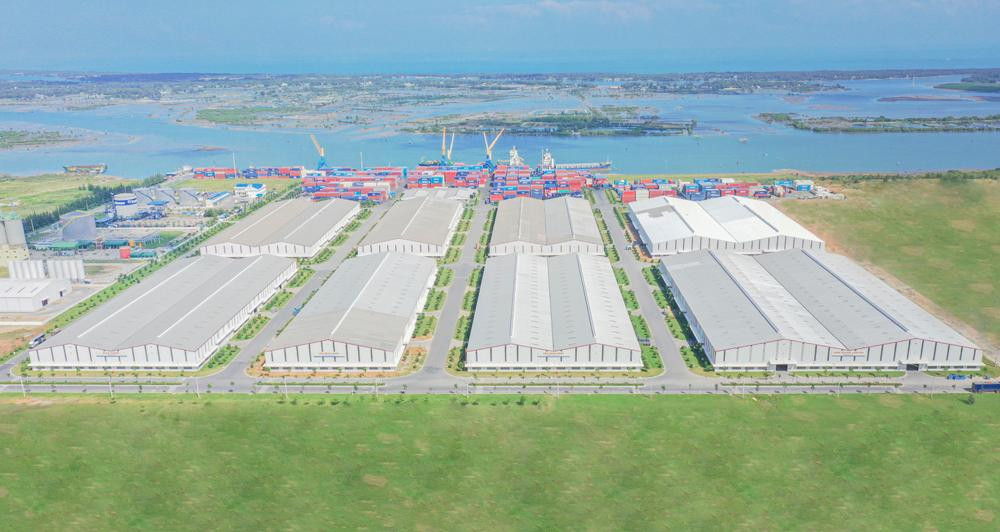 Hệ thống kho chuyên dụng theo công nghệ quốc tế tại Cảng Chu Lai