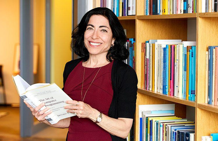 Giáo sư Jennifer Tour Chayes Giáo sư Jennifer Tour Chayes