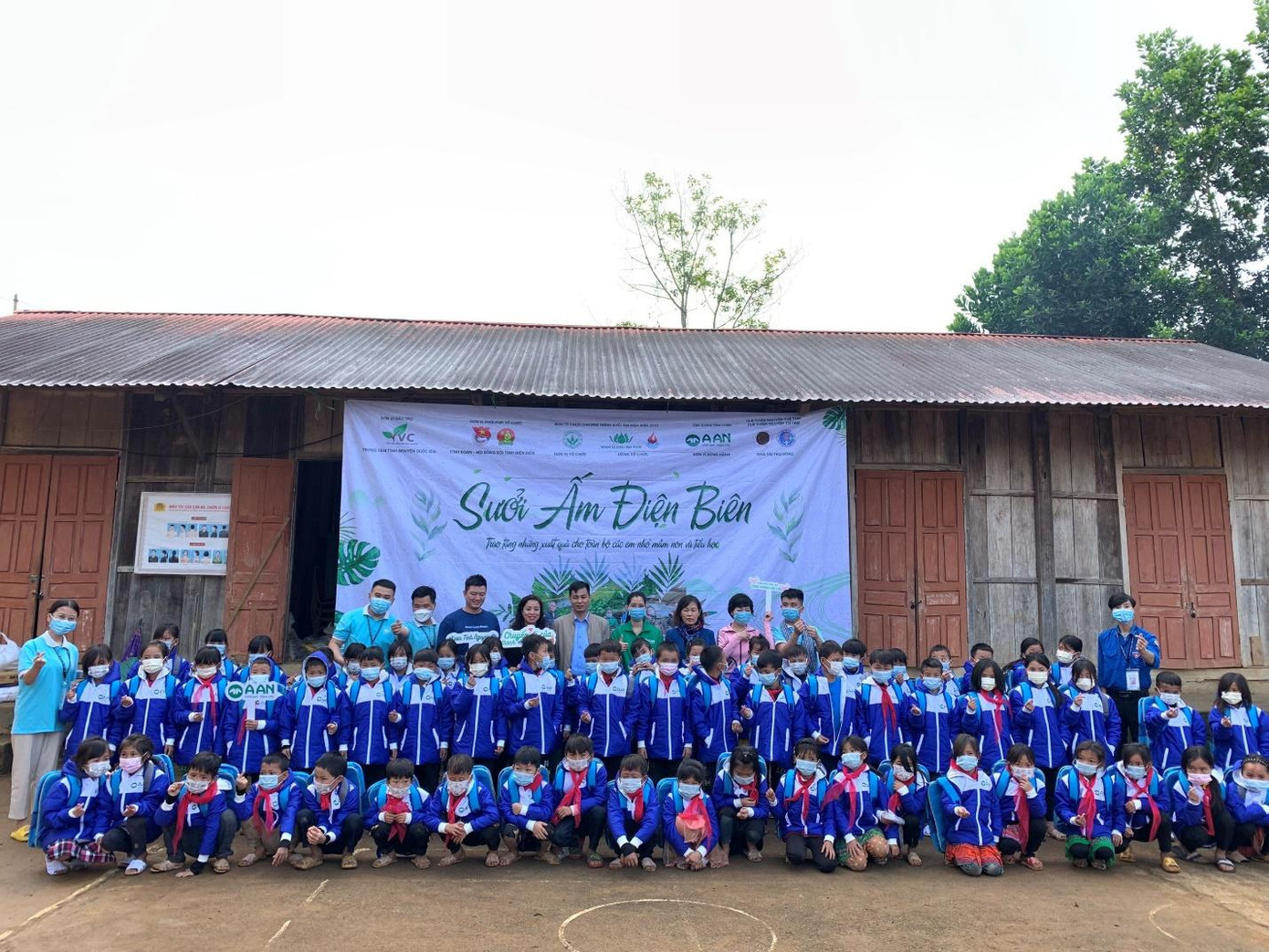 Gạo A An mang hơi ấm đến với các em học sinh trước thềm năm mới Gạo A An mang hơi ấm đến với các em học sinh trước thềm năm mới