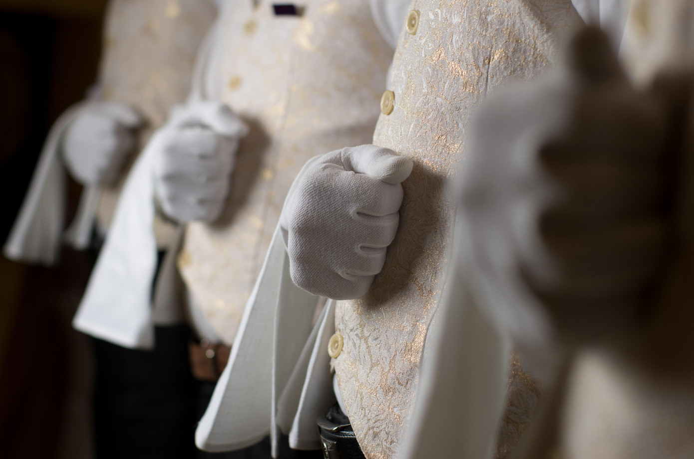 Đẳng cấp phục vụ của một quản gia thân tín luôn là niềm ao ước của những gia đình thượng lưu trên khắp thế giới.