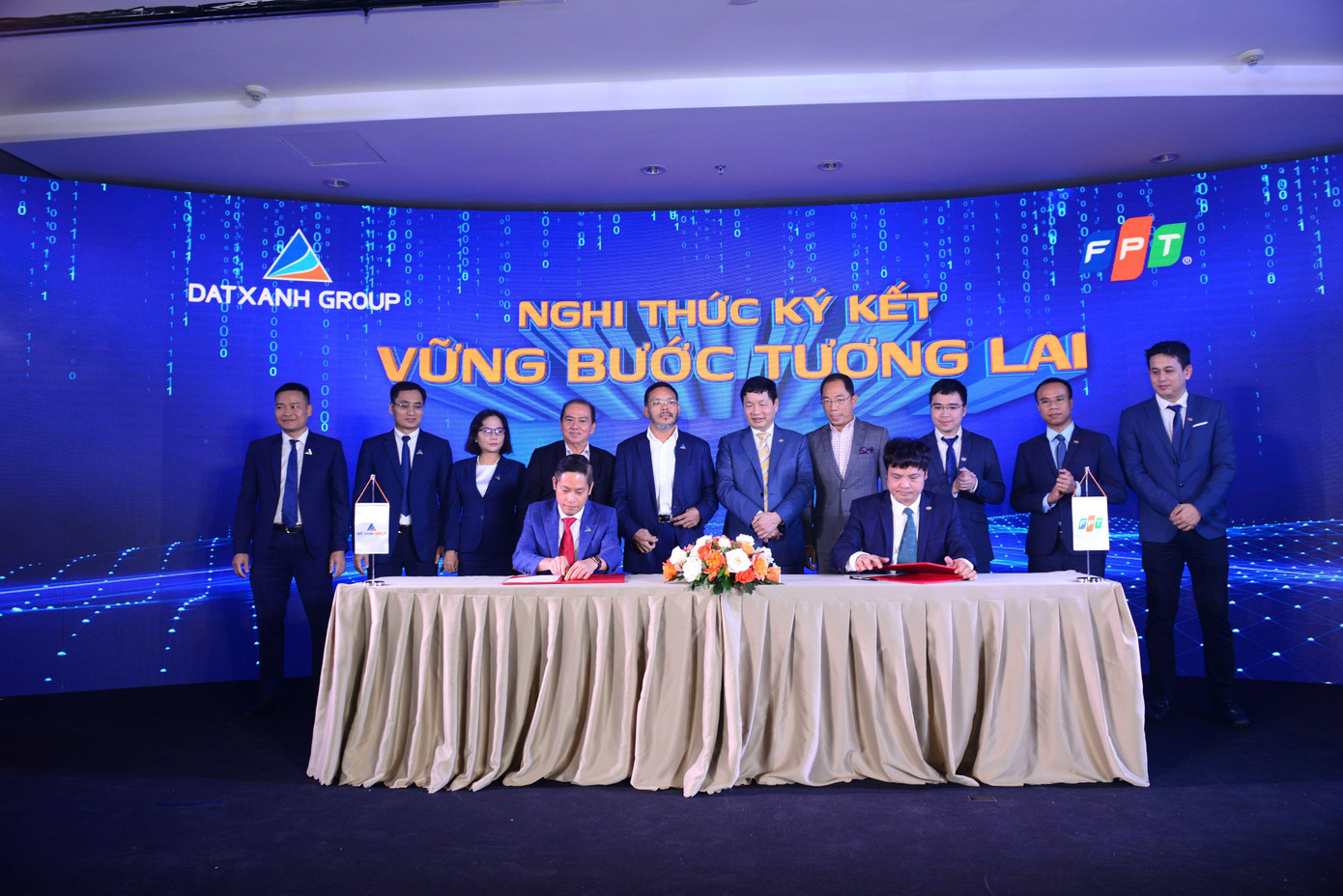 Đất Xanh và FPT ký hợp tác chuyển đổi số
