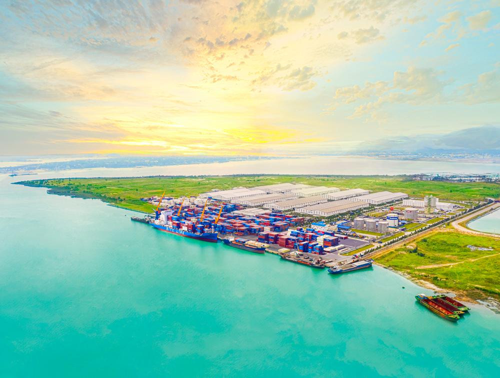 Cảng Chu Lai - cửa ngõ giao thương hàng hóa lớn tại miền Trung