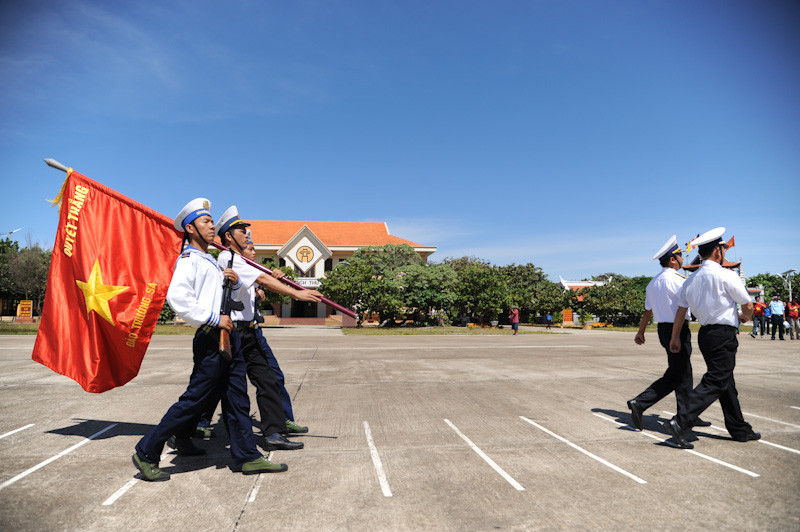 Lễ chào cờ trang nghiêm