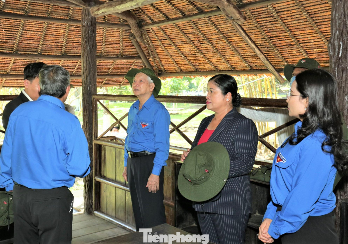 Ông nói: "Những gì chúng ta đang hưởng thụ hôm nay là thành quả đổi bằng xương máu của cha ông đi trước. Thế nên, thế hệ trẻ bây giờ phải có nghĩa vụ bảo vệ, đồng thời phát huy thành quả đó. Đó không chỉ thể hiện sự biết ơn người đã khuất mà còn xứng đáng với kỳ vọng của mọi người”.