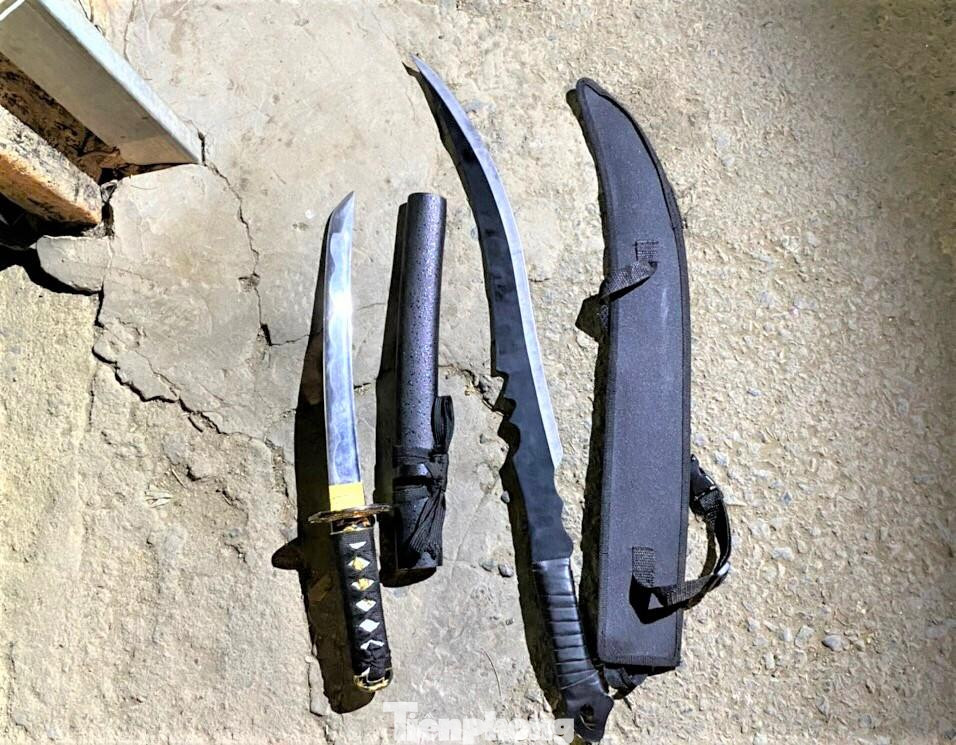 Hung khí nhóm đối tượng dùng để đi cướp