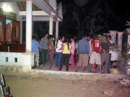 Bé 15 tuổi dùng dao đâm chết thím dâu đang mang thai ảnh 1