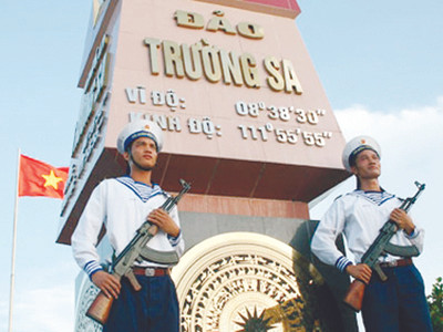 Chiến sĩ hải quân Việt Nam trên đảo Trường Sa Lớn Ảnh: Nguyễn Hưng