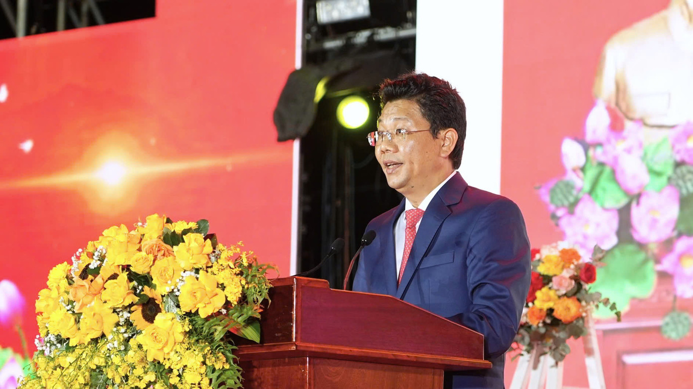 Bí thư Tỉnh ủy, Chủ tịch HĐND tỉnh Tây Ninh Nguyễn Mạnh Hùng phát biểu tại buổi lễ.