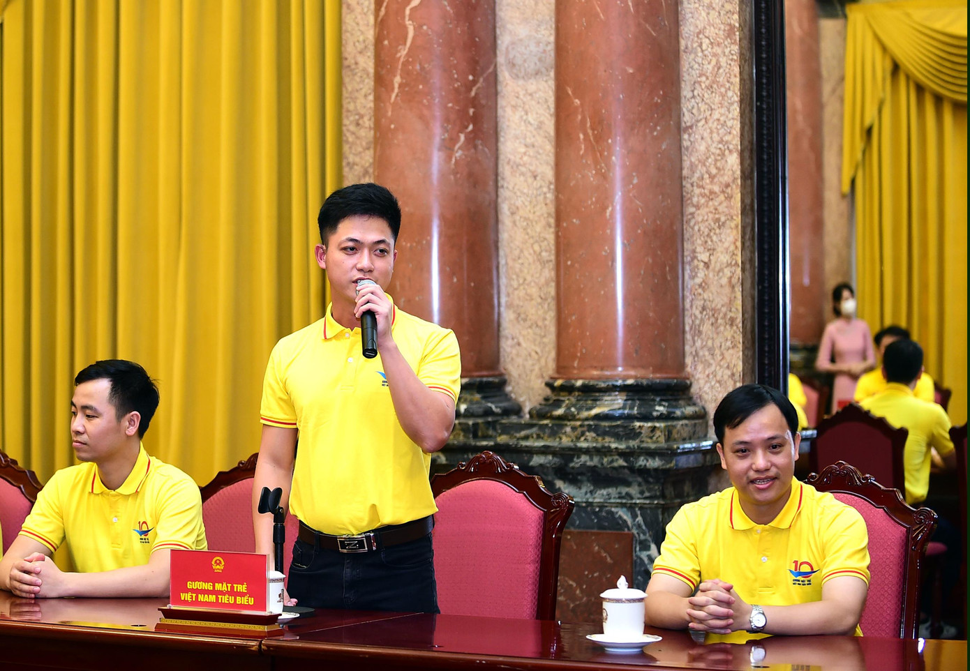 Gương mặt trẻ Việt Nam tiêu biểu lĩnh vực quốc phòng, Nguyễn Tiến Duy phát biểu ý kiến tại chương trình. Ảnh: Xuân Tùng Gương mặt trẻ Việt Nam tiêu biểu lĩnh vực quốc phòng, Nguyễn Tiến Duy phát biểu ý kiến tại chương trình. Ảnh: Xuân Tùng