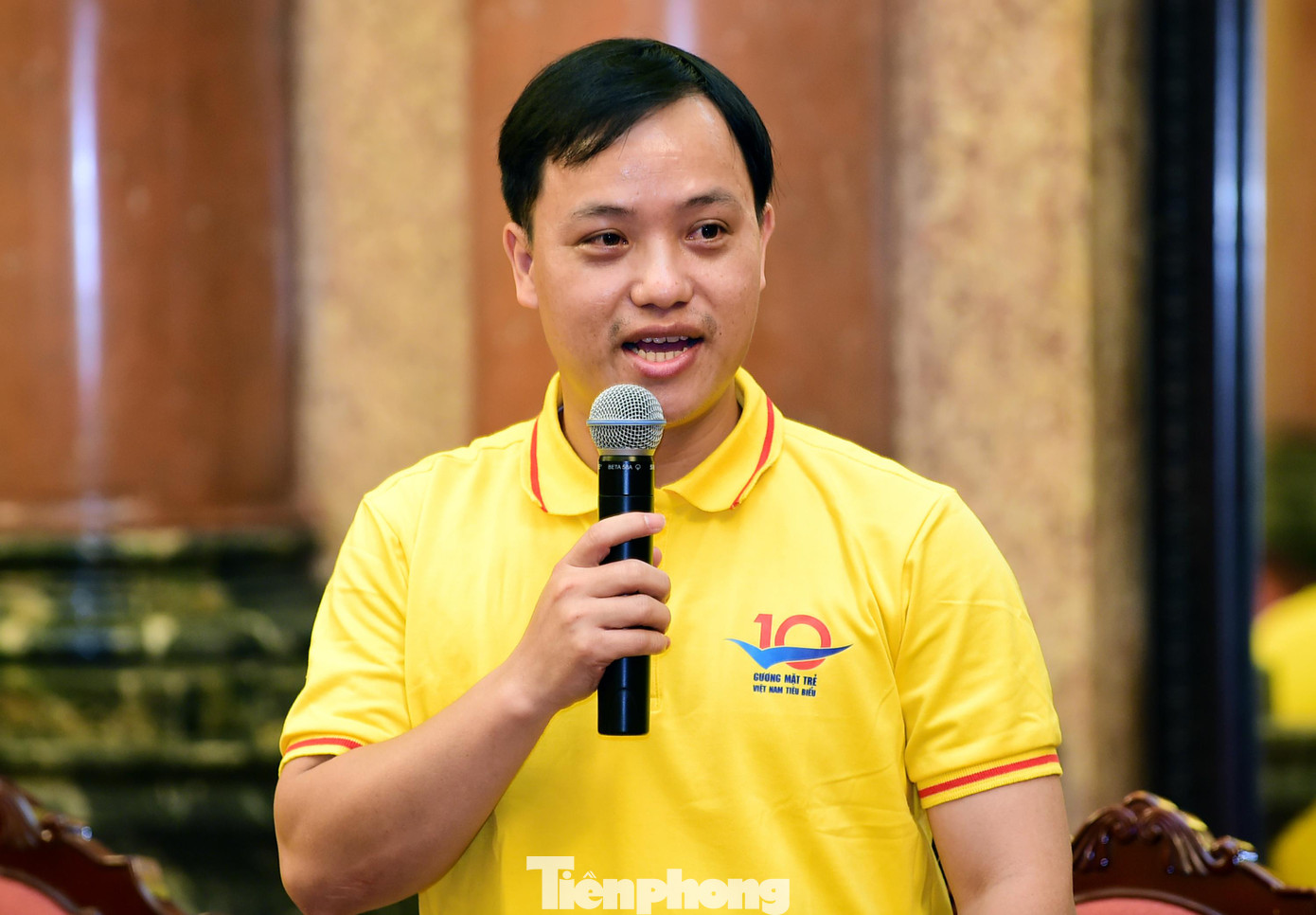 Anh Hồ Xuân Vinh - gương mặt trẻ Việt Nam tiêu biểu lĩnh vực lao động sản xuất chia sẻ về hành trình khởi nghiệp và có nhiều sáng kiến đổi mới trong lao động sản xuất. Anh Hồ Xuân Vinh - gương mặt trẻ Việt Nam tiêu biểu lĩnh vực lao động sản xuất chia sẻ về hành trình khởi nghiệp và có nhiều sáng kiến đổi mới trong lao động sản xuất.