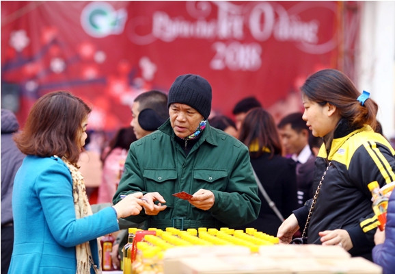 Hà Nội: Phiên chợ tết 0 đồng dành cho người nghèo ảnh 8