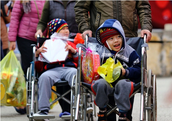 Hà Nội: Phiên chợ tết 0 đồng dành cho người nghèo ảnh 16