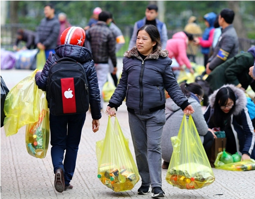 Hà Nội: Phiên chợ tết 0 đồng dành cho người nghèo ảnh 15