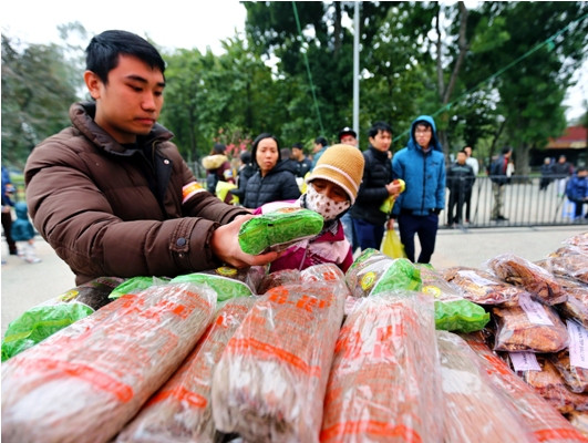 Hà Nội: Phiên chợ tết 0 đồng dành cho người nghèo ảnh 10