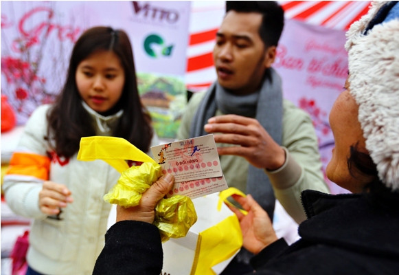 Hà Nội: Phiên chợ tết 0 đồng dành cho người nghèo ảnh 7