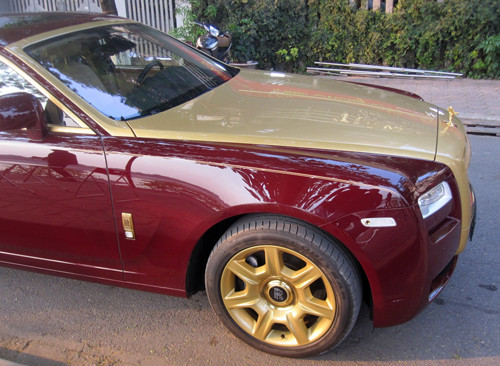 Bộ vành cũng cùng chủ đề với lưới tản nhiệt và nắp ca-pô