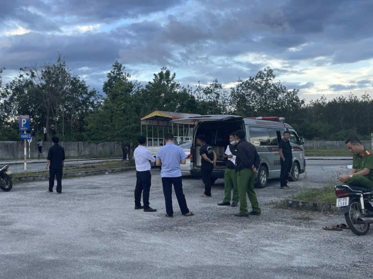 Lực lượng chức năng nhanh chóng có mặt tại hiện trường