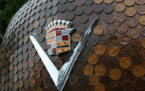 Xế cổ Cadillac gắn toàn tiền xu ảnh 4