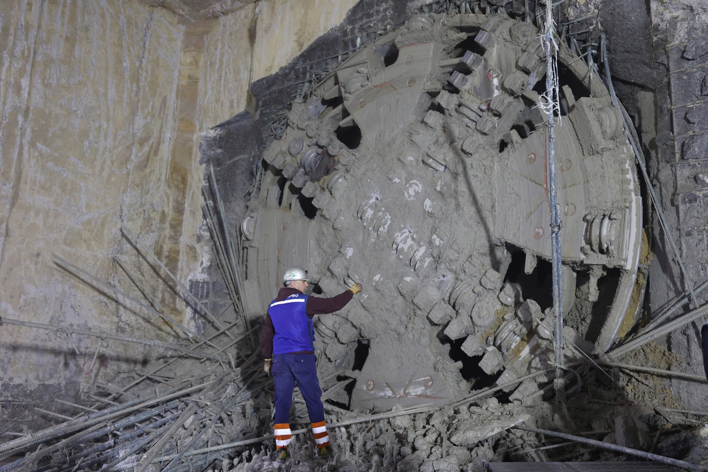 Dự án tuyến đường sắt đô thị Nhổn - ga Hà Nội là một trong những dự án giao thông trọng điểm của thành phố, góp phần giảm ùn tắc giao thông, cải thiện hệ thống vận tải công cộng và nâng cao chất lượng môi trường đô thị. Dự án tuyến đường sắt đô thị Nhổn - ga Hà Nội là một trong những dự án giao thông trọng điểm của thành phố, góp phần giảm ùn tắc giao thông, cải thiện hệ thống vận tải công cộng và nâng cao chất lượng môi trường đô thị.