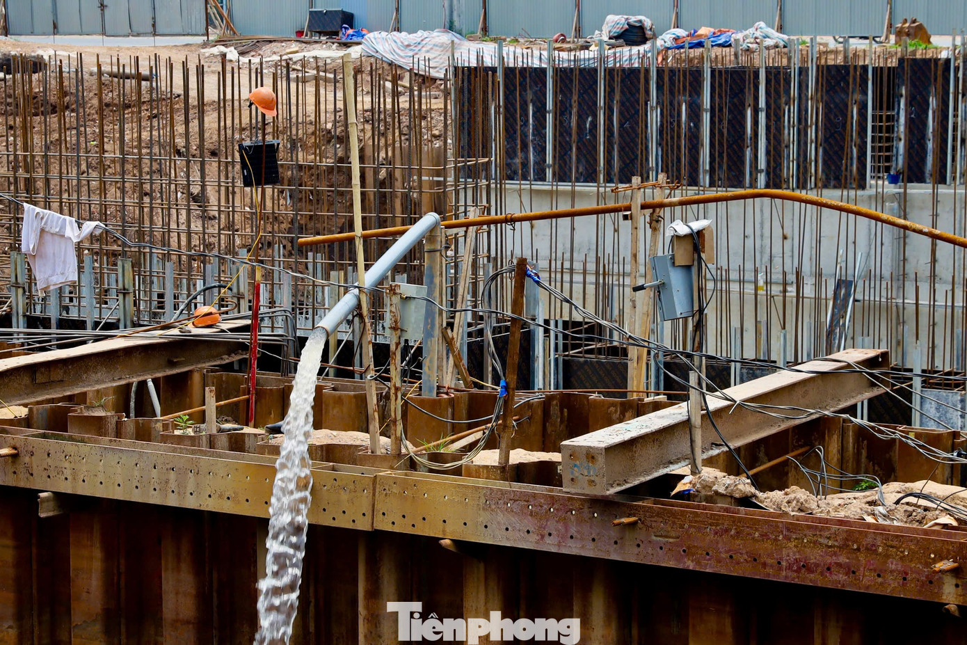 Mục đích của đập dâng là để khi nước từ sông Hồng được dẫn vào sông Tô Lịch, các đập sẽ giữ được nước và duy trì độ sâu mực nước trên sông Tô Lịch theo phương án đã được duyệt.