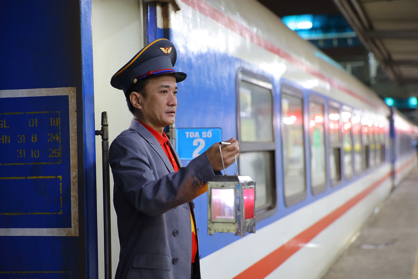 Pháo hoa rực sáng đón năm mới Ất Tỵ an lành, thịnh vượng ảnh 104 Pháo hoa rực sáng đón năm mới Ất Tỵ an lành, thịnh vượng ảnh 104