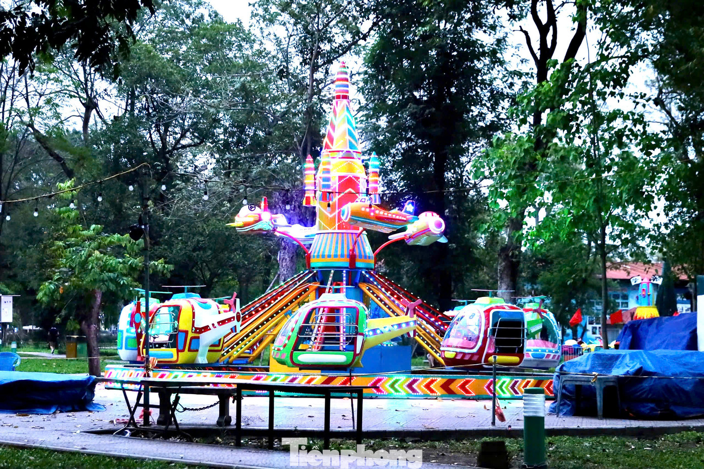 Công viên Thống Nhất cũng là địa điểm lý tưởng để vui chơi, giải trí, thể dục, thể thao… của người dân Thủ đô.