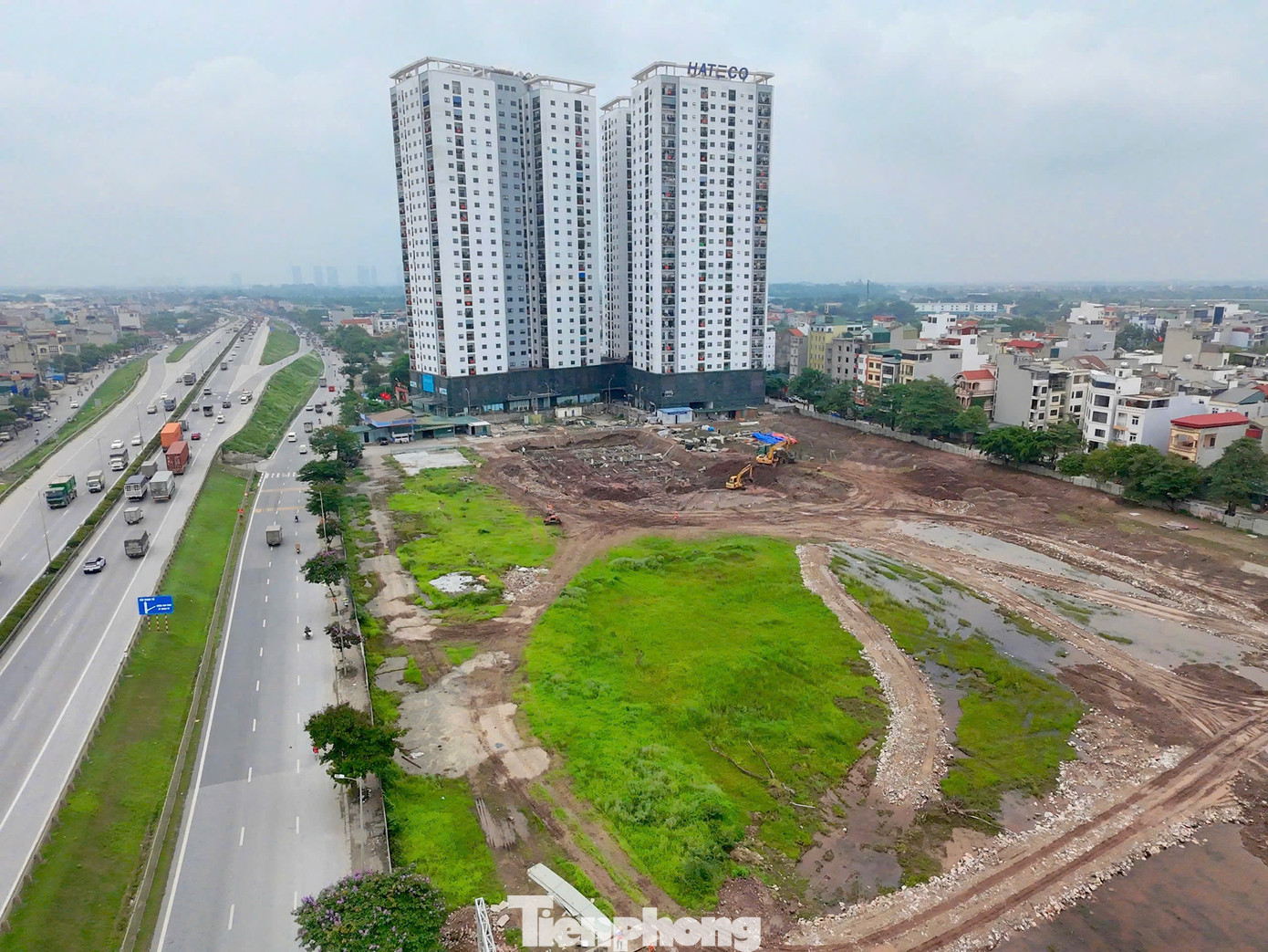 Đầu năm 2025, Thành phố Hà Nội đã có quyết định số 1096 cho Công ty cổ phần Bến xe Thanh Trì thuê 27.577,3 m2 đất tại phường Yên Sở, quận Hoàng Mai để thực hiện Dự án xây dựng Bến xe khách Yên Sở, quận Hoàng Mai.