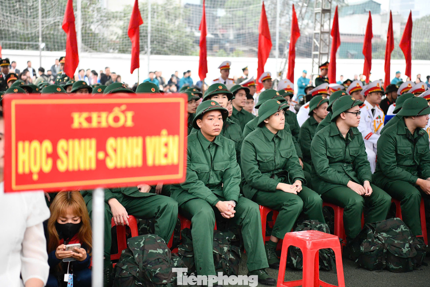 Tỉ lệ công dân có trình độ đại học, cao đẳng nhập ngũ đạt 46,4%, tăng 9,1% so với năm 2024, trong đó, tỉ lệ có trình độ đại học, cao đẳng tham gia nghĩa vụ Công an nhân dân đạt trên 70%. Số công dân tình nguyện viết đơn xung phong lên đường nhập ngũ là 80 đồng chí, nhiều hơn 51% so với năm 2024. Đặc biệt, có tới 8 công dân ưu tú đã được xét, tổ chức kết nạp vào Đảng ngay trước khi lên đường nhập ngũ.