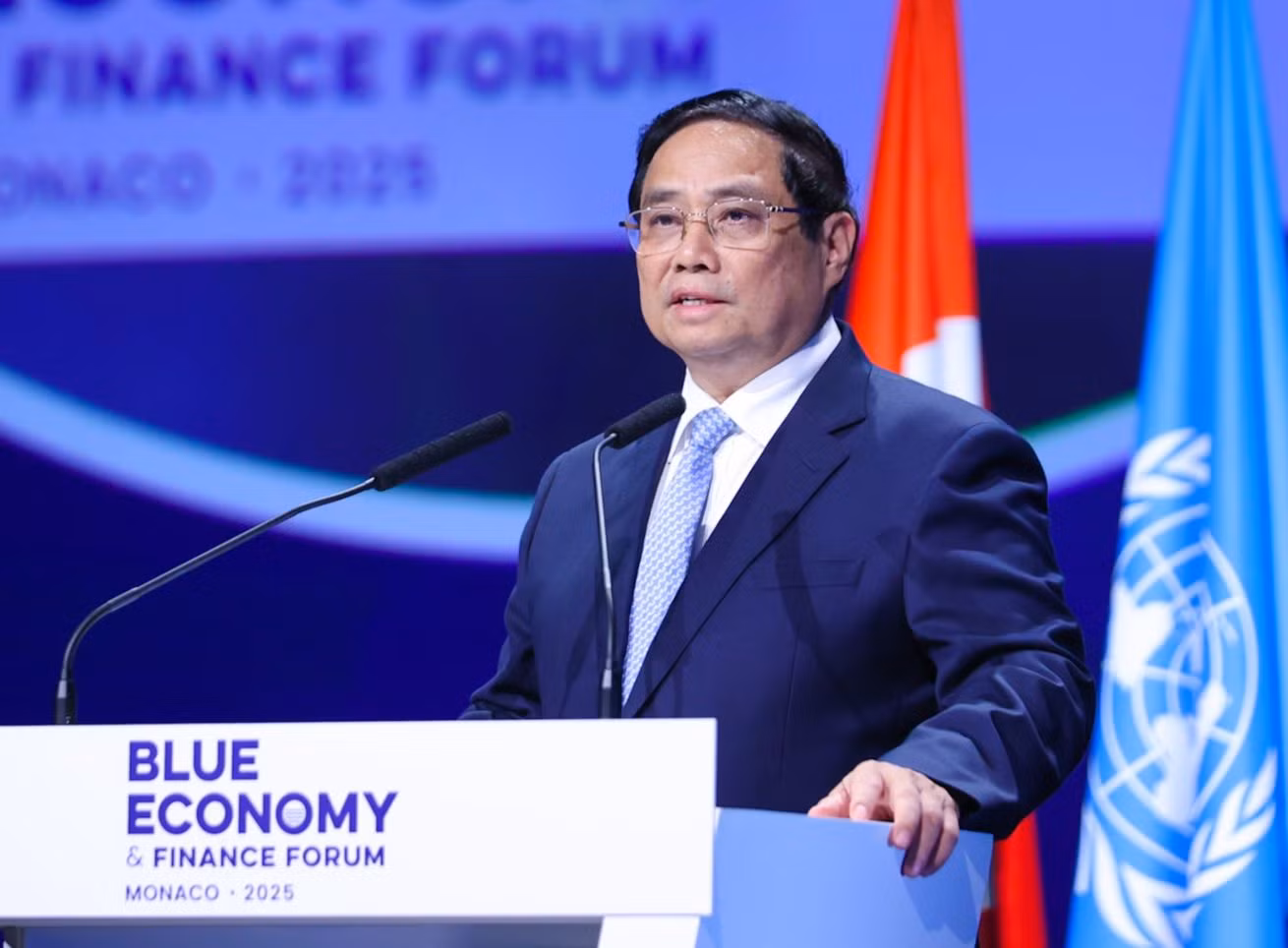 Thủ tướng Phạm Minh Chính phát biểu tại Diễn đàn Kinh tế và Tài chính xanh tại Công quốc Monaco. Ảnh: VGP.