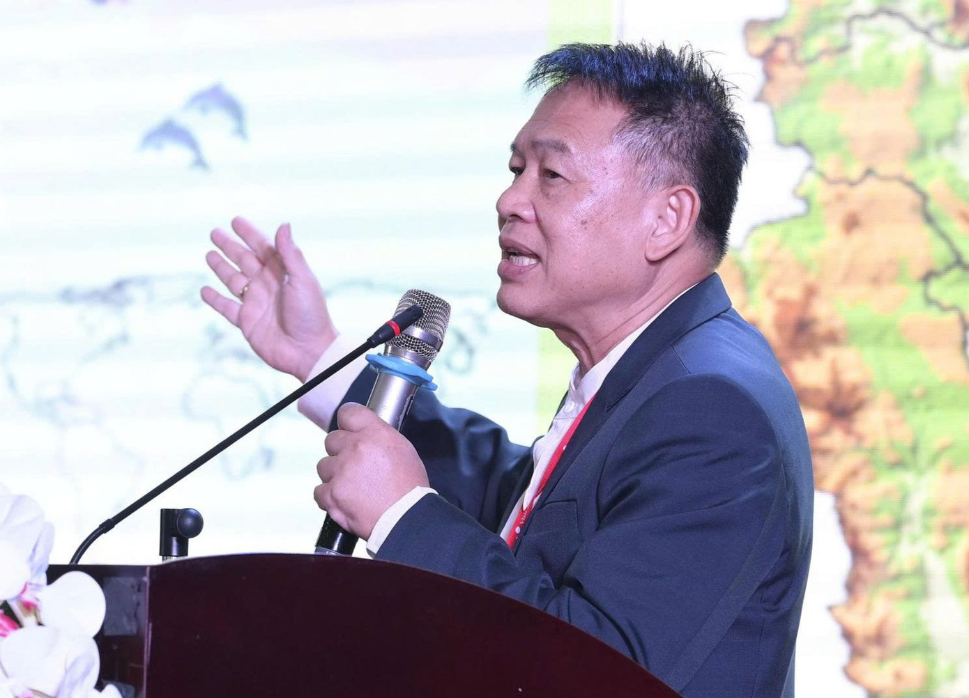 Đại diện doanh nghiệp lữ hành của Thái Lan trao đổi tại tọa đàm.