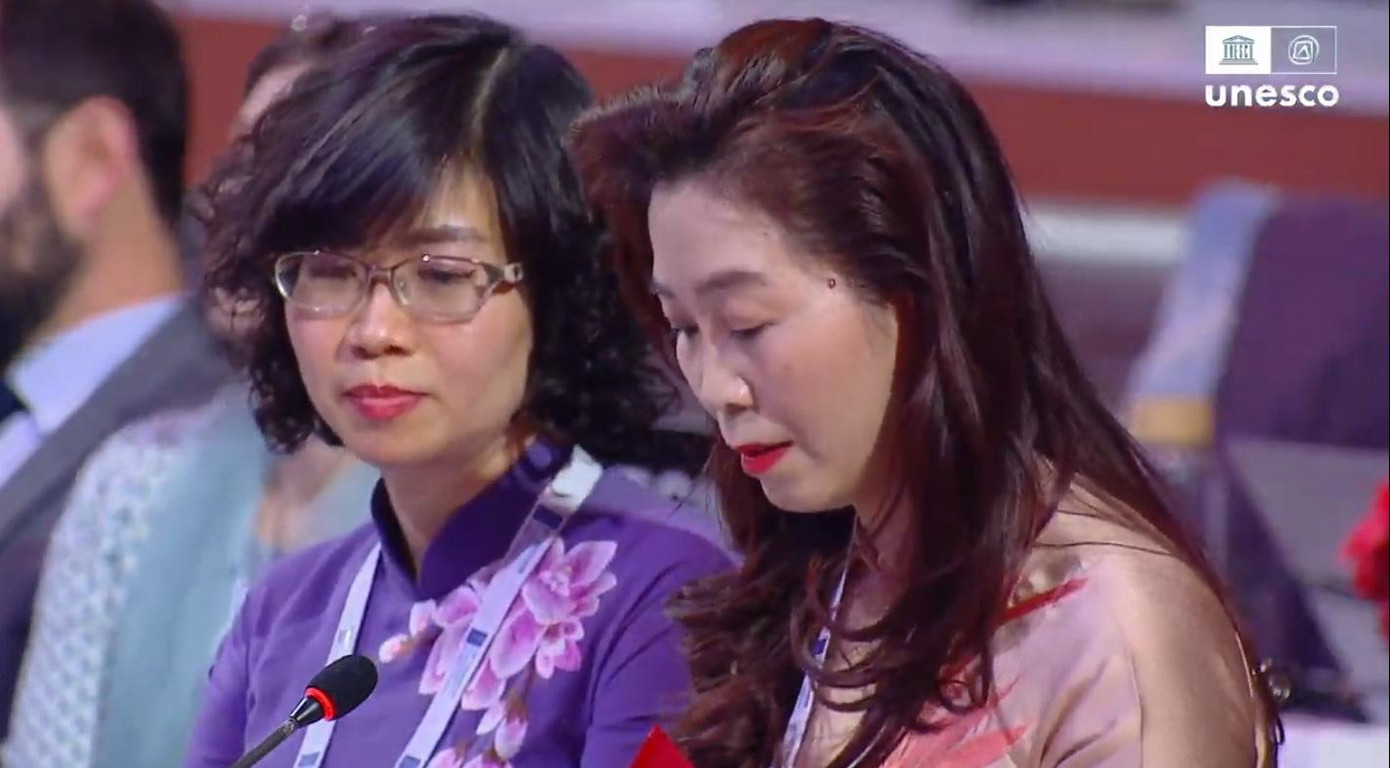 PGS.TS. Lê Thị Thu Hiền, Cục trưởng, Cục Di sản văn hóa (phải) đại diện Bộ Văn hóa, Thể thao và Du lịch đã phát biểu đáp từ. Ảnh: CỤC DI SẢN VĂN HÓA.